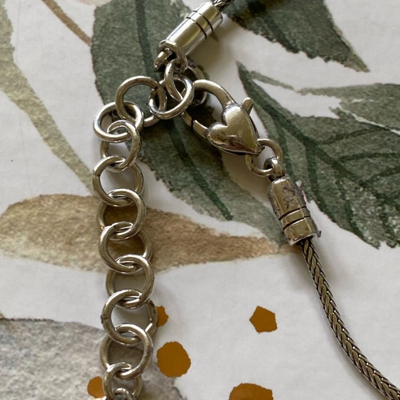 Brighton necklace tag holder - Picture 4 of 5